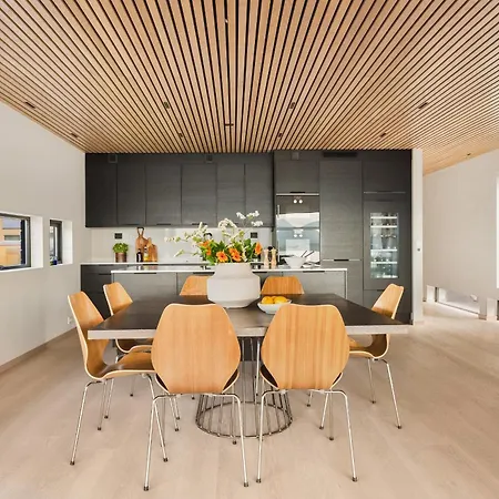 Luxury In With Fantastic Views Villa Tromso