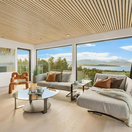 Villa Luxury In With Fantastic Views